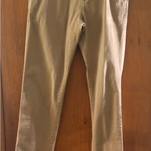 American Eagle Outfitters Tan Chinos Slim Straight-Leg Extreme Flex